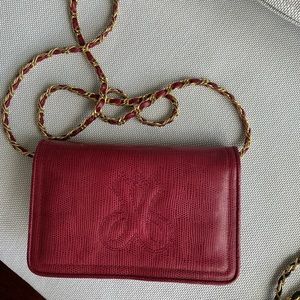 Jay Herbert lizard red bag